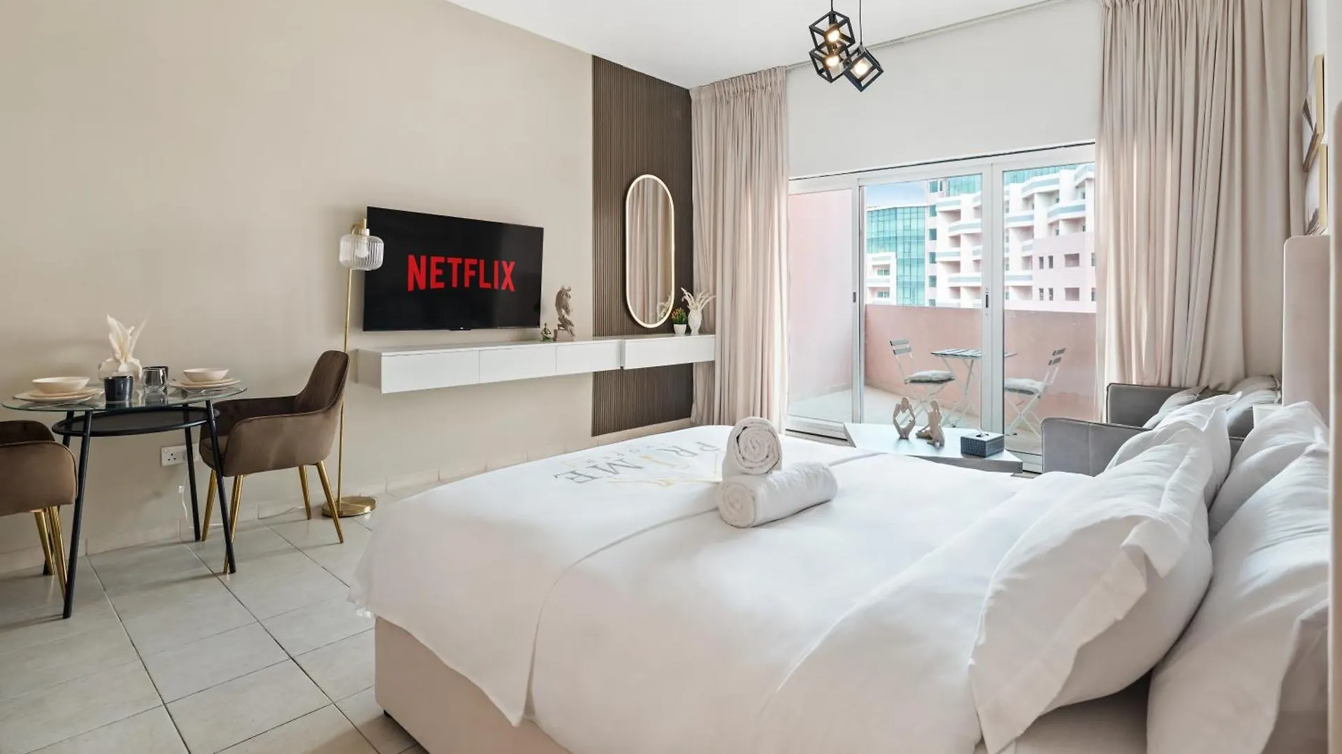 Sunny Studio Perfect For Discovery Gardens Stays Dubai